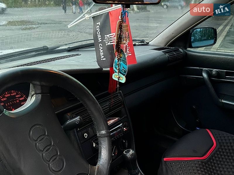 Седан Audi 100 1991 в Надворной