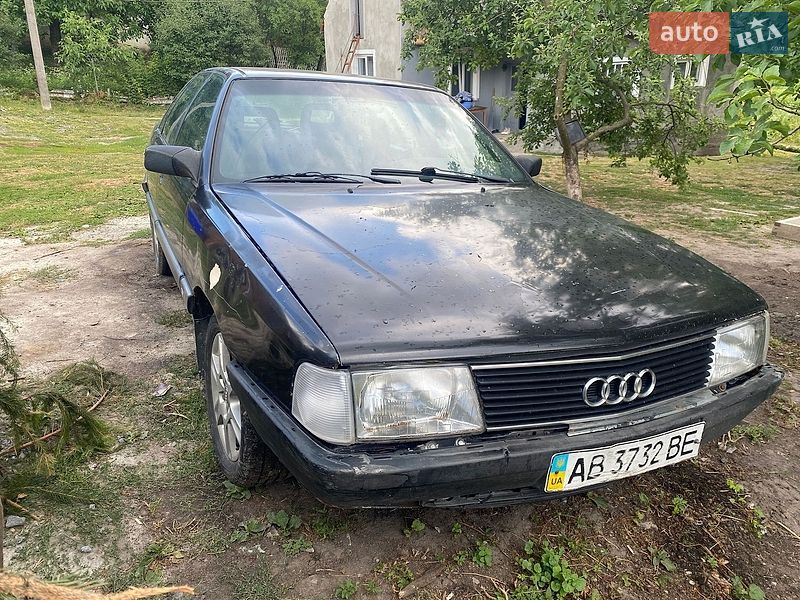 Седан Audi 100 1990 в Львове