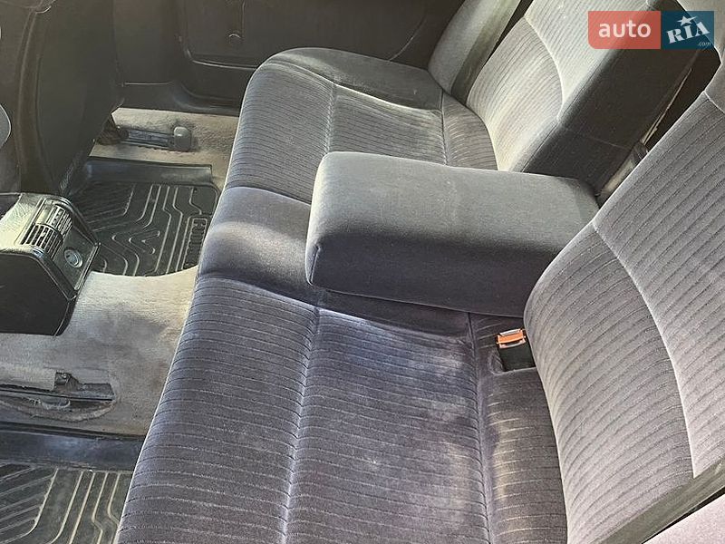 Седан Audi 100 1991 в Судовой Вишне