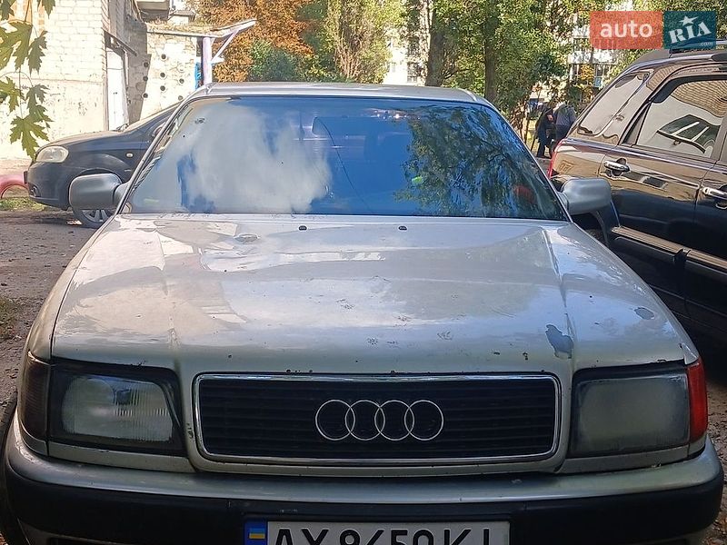 Седан Audi 100 1991 в Первомайске