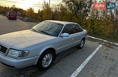 Седан Audi 100 1992 в Ровно
