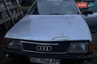 Седан Audi 100 1988 в Ратному