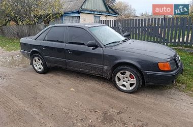 Седан Audi 100 1994 в Олевську