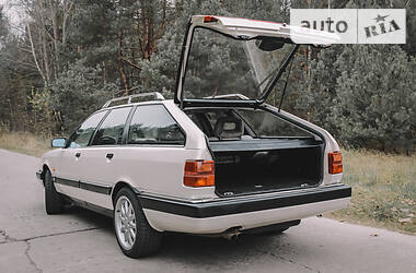 Универсал Audi 200 1990 в Вараше