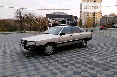 Седан Audi 200 1989 в Хмельницькому