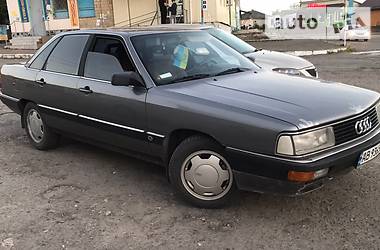 Седан Audi 200 1987 в Бершади