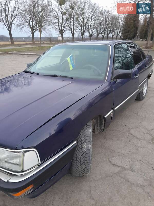 Седан Audi 200 1984 в Владимире