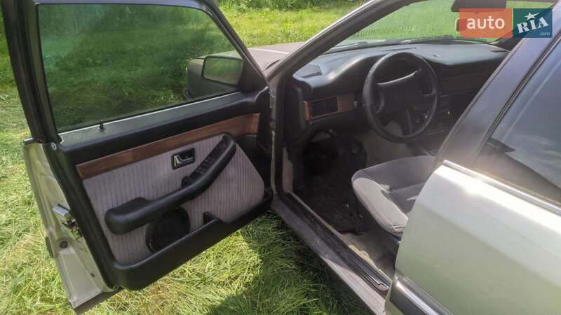 Седан Audi 200 1989 в Львове