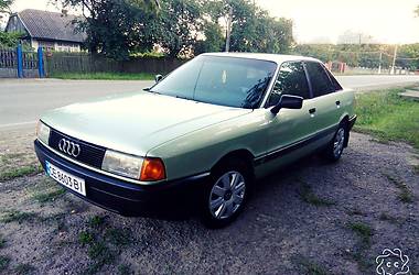 Седан Audi 80 1988 в Черновцах