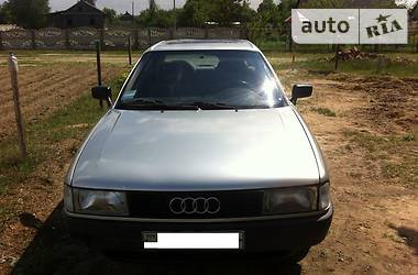 Седан Audi 80 1986 в Заречном