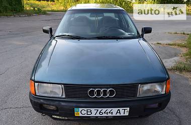 Седан Audi 80 1988 в Чернигове