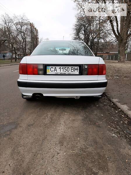 Седан Audi 80 1994 в Черкасах