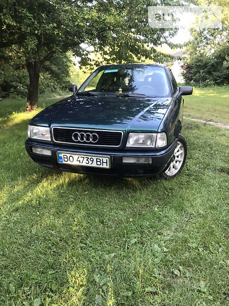 Седан Audi 80 1993 в 