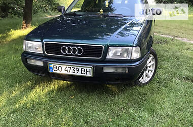 Седан Audi 80 1993 в 