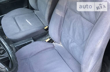 Седан Audi 80 1993 в 