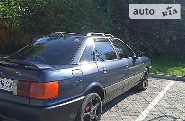 Седан Audi 80 1988 в Снятине