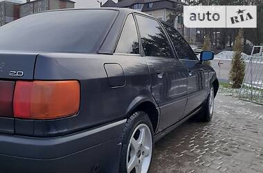 Седан Audi 80 1990 в Бучаче