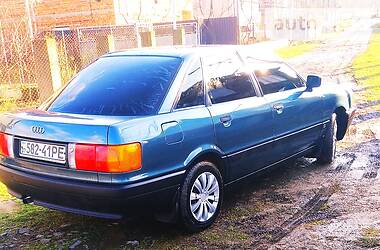 Седан Audi 80 1990 в Іршаві