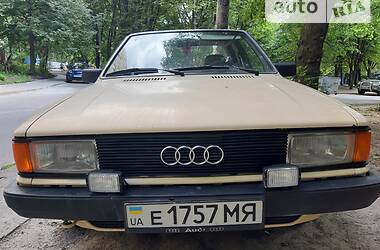Седан Audi 80 1985 в Днепре