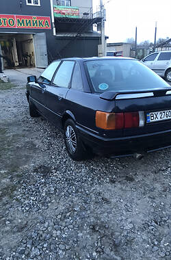 Седан Audi 80 1987 в Славуте