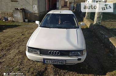 Седан Audi 80 1989 в Корце