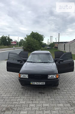 Седан Audi 80 1987 в Дунаївцях