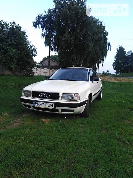 Седан Audi 80 1993 в Глухове