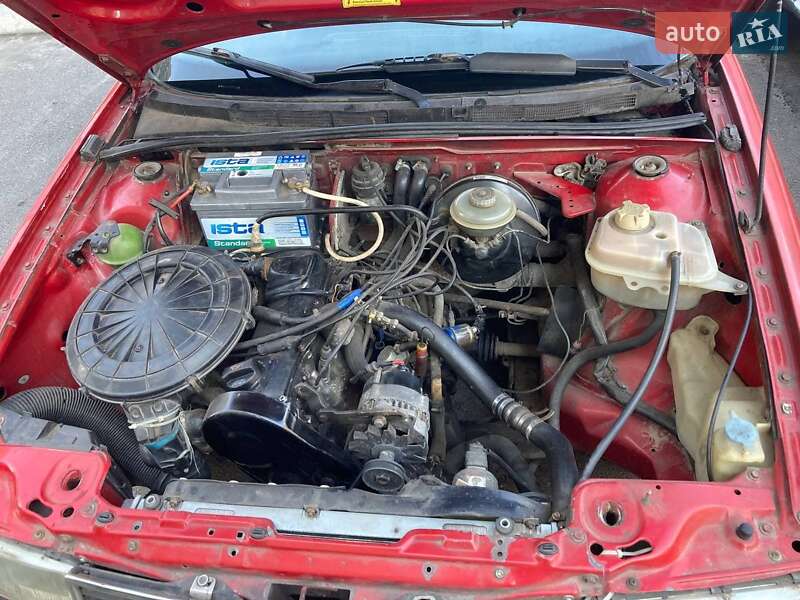 Седан Audi 80 1987 в Киеве