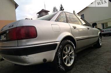 Седан Audi 80 1993 в Киеве