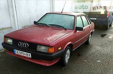 Седан Audi 80 1986 в Черновцах