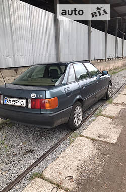 Седан Audi 80 1987 в Житомире