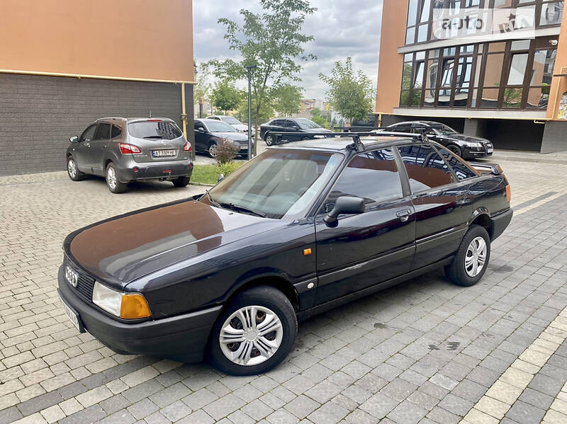 Седан Audi 80 1991 в Івано-Франківську