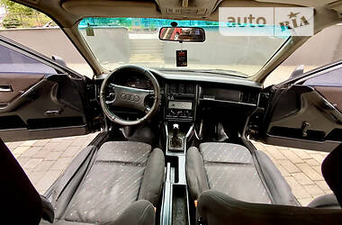 Седан Audi 80 1991 в 