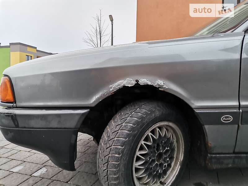 Седан Audi 80 1990 в Івано-Франківську