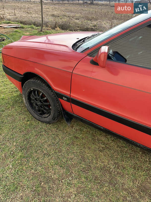 Седан Audi 80 1989 в Вижниці