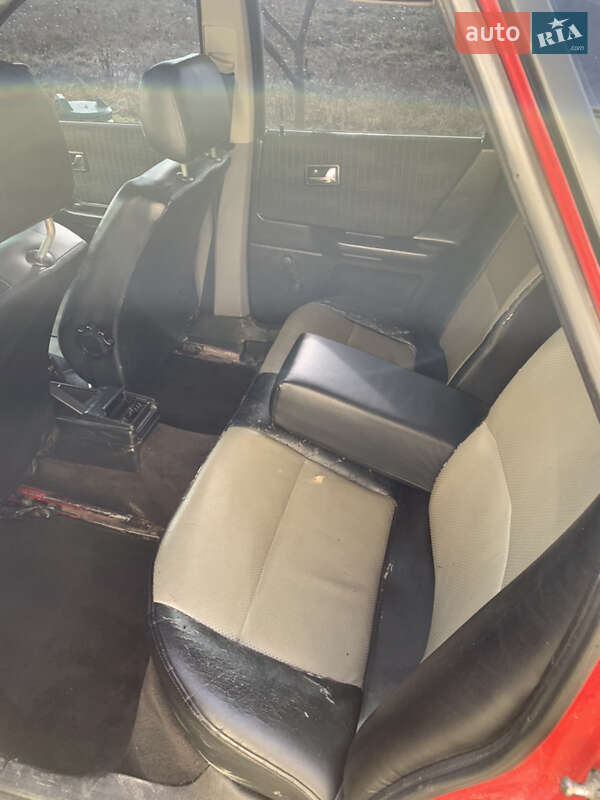 Седан Audi 80 1989 в Вижниці