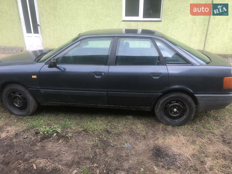 Седан Audi 80 1989 в Снятине