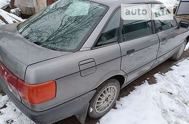 Седан Audi 80 1988 в Снятині