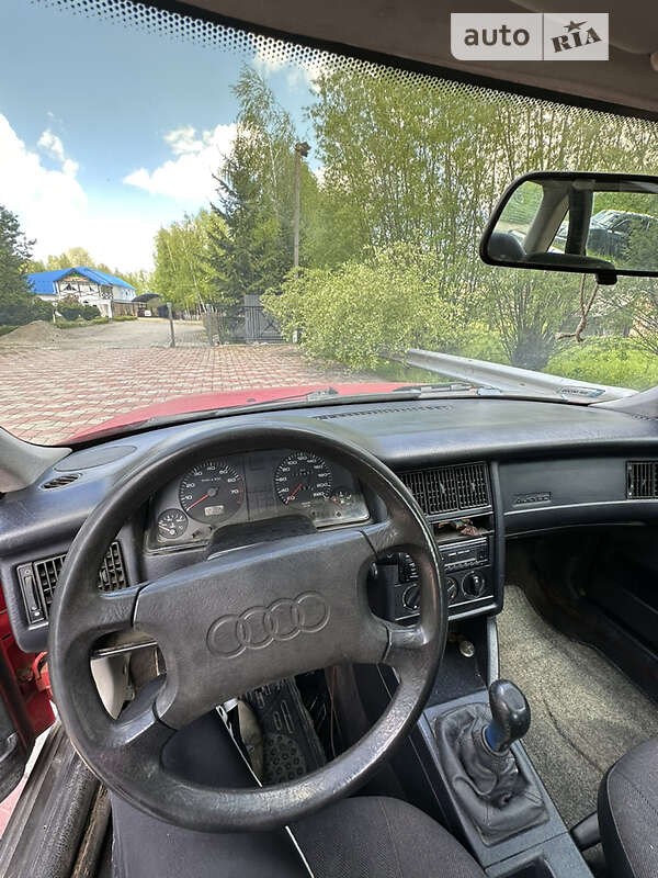 Седан Audi 80 1990 в Черновцах