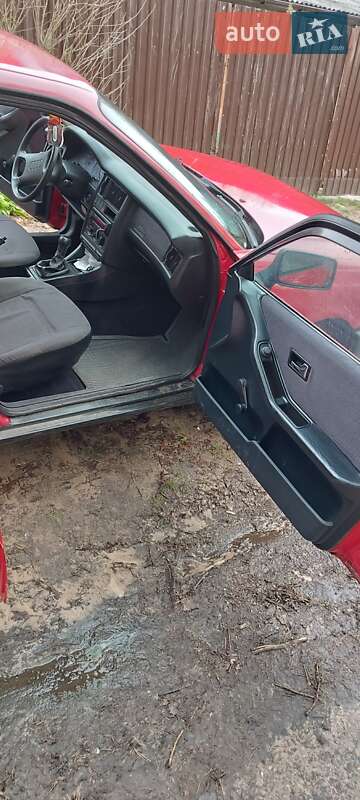 Седан Audi 80 1987 в Буче