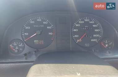 Седан Audi 80 1990 в 