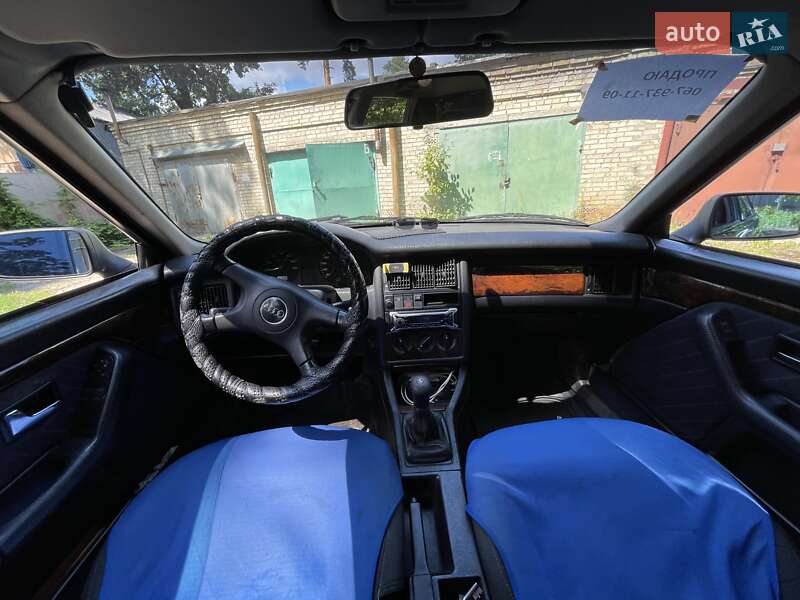 Седан Audi 80 1993 в Ирпене