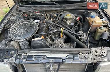 Седан Audi 80 1993 в 