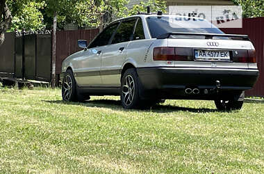 Седан Audi 80 1998 в Киеве