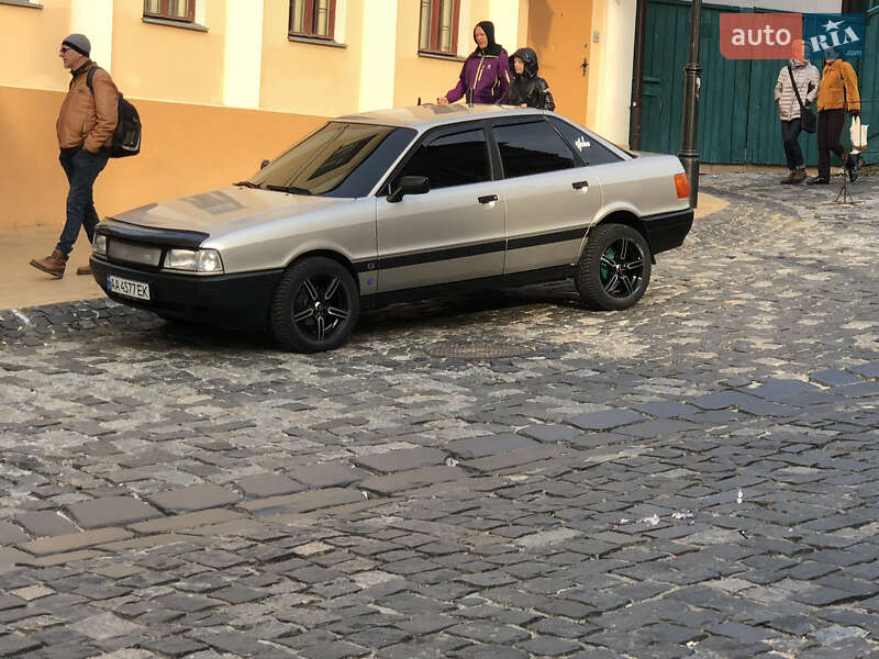 Седан Audi 80 1998 в Києві