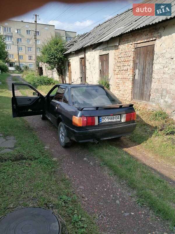 Седан Audi 80 1987 в Нововолинську