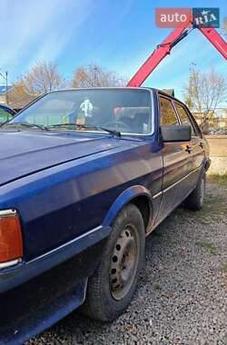 Седан Audi 80 1981 в Черновцах