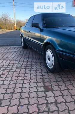 Седан Audi 80 1992 в Мостиській