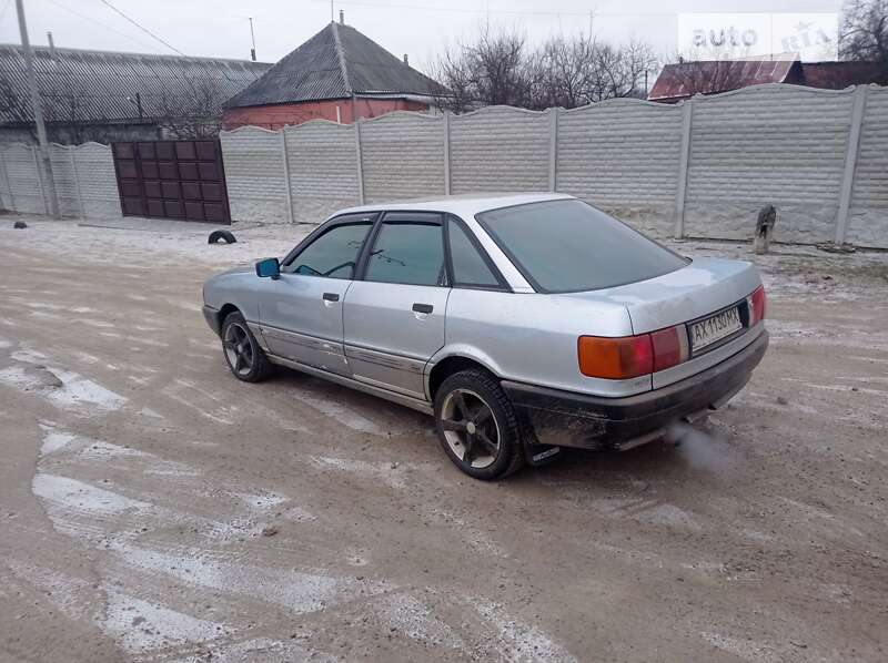 Седан Audi 80 1988 в Харкові