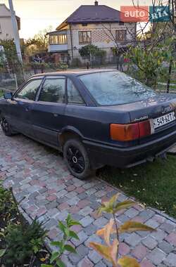 Седан Audi 80 1988 в Городке